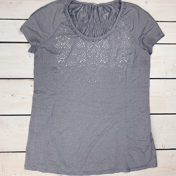 lululemon athletica Tops - 🍋 LULULEMON | Grey T-Shirt with Design